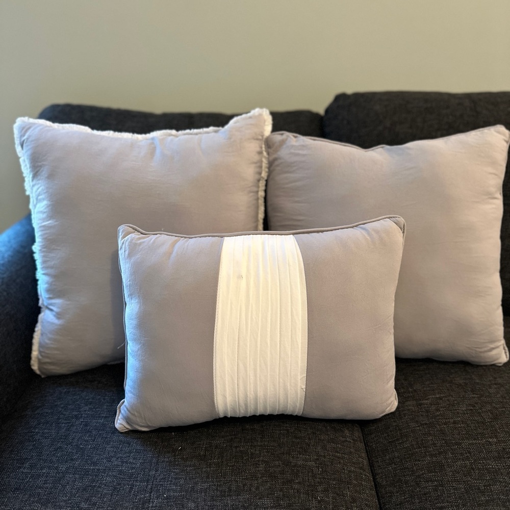 3 piece decor pillow set gray/white